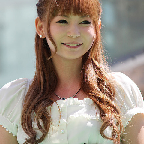 中川翔子、Mattメイクに気合の挑戦! 完全すっぴんにネット悶絶「これは惚れる」 画像