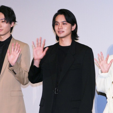 北村匠海「爪が半分無くなって、血だらけに…!」映画撮影時の大けがを告白! 画像