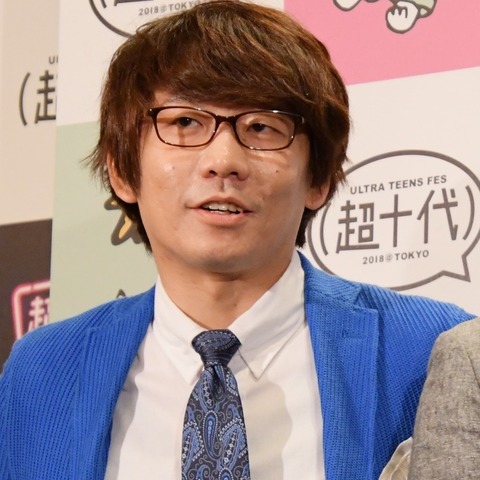三四郎・小宮、生放送中にいきなり結婚報告!相方は超動揺「ちょ、ちょ、ど、どういうこと?」 画像