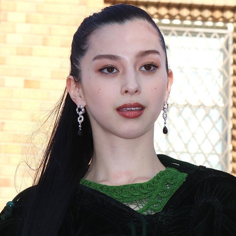 中条あやみ、黒島結菜とは高校の同級生!沖縄でのノープラン「野宿」失敗談! 画像