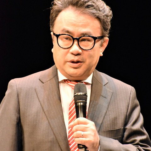 三谷幸喜、上島竜兵さんを偲ぶ「笑いは自然界にないから(心を)すり減らす」 画像