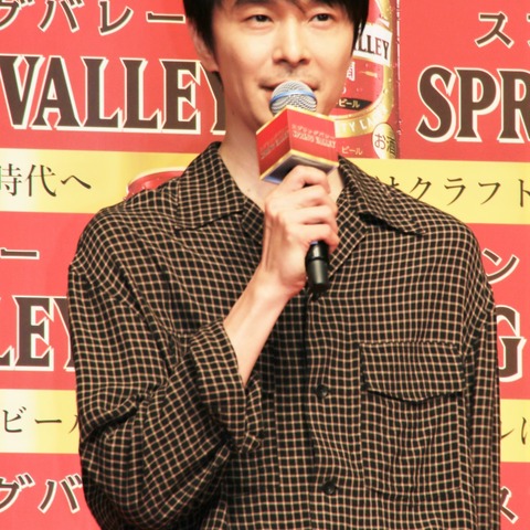 長谷川博己、意外な過去…リリー・フランキーが描いたイラストを受け取るバイト! 画像