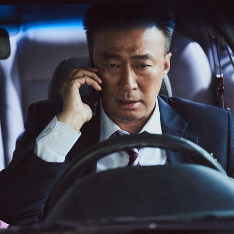 骨太で見応えのある韓国刑事ドラマ『刑事ロク 最後の心理戦』!イ・ソンミンが1本の電話に翻弄される刑事を熱演 画像