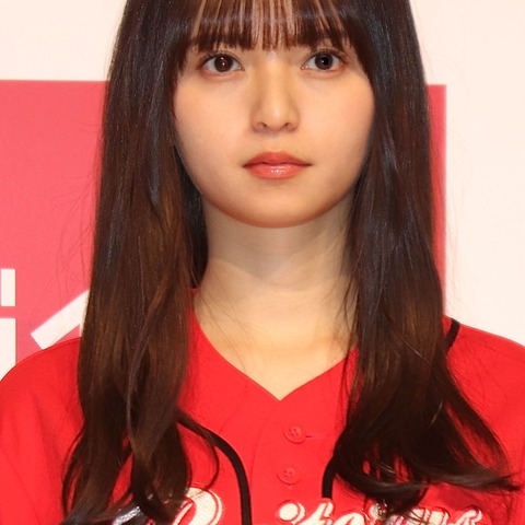 乃木坂46・齋藤飛鳥、『FNS歌謡祭』ラストパフォーマンス! 画像