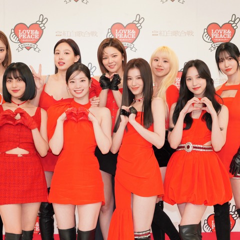 【NHK紅白】TWICE、後輩・NiziUとのコラボに期待「一緒に何かをできたら」 画像