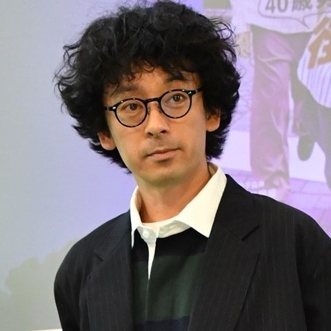 滝藤賢一、女装家を演じる覚悟「全部剃りました」 画像