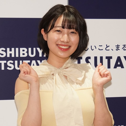 NMB48・安部若菜、1st写真集は“攻めたカット”がお気に入り「血圧が忙しくなるので注意して」! 画像