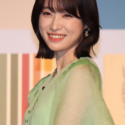 髙橋ひかる、冷蔵庫の魅力をプレゼン!自身が絶対に入れている食材も明かす 画像