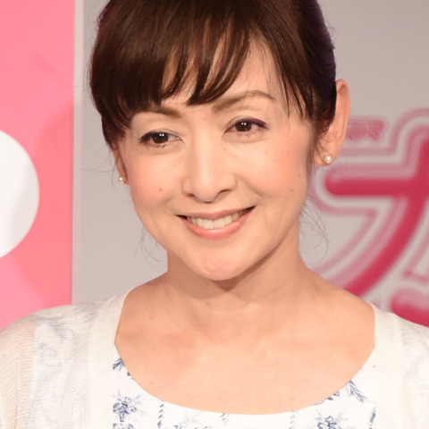 斉藤由貴、高校の卒業時クラスのみんなが合唱してくれたのはデビュー曲『卒業』 画像