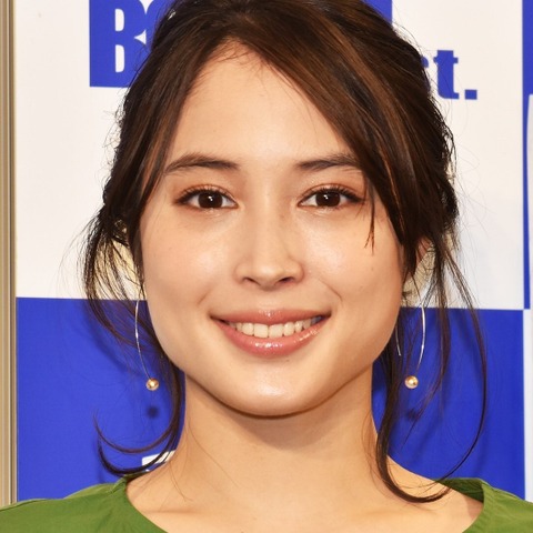 広瀬アリス、初対面の芸人を家に招待! 酒好きの一面も明らかに 画像