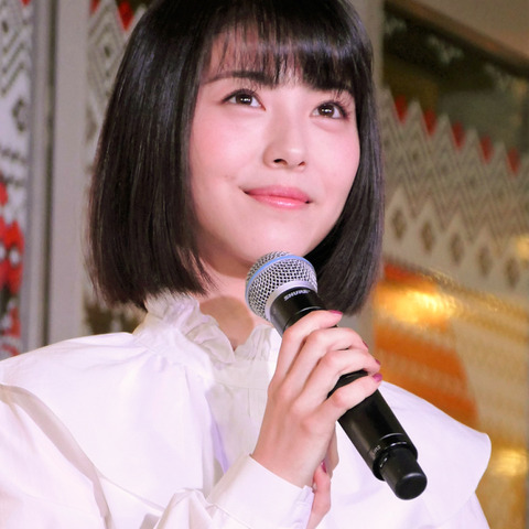 『らんまん』寿恵子が渡した封筒の植物画は浜辺美波が描いていた! 画像