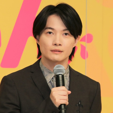 神木隆之介、『らんまん』浜辺美波に絶大な信頼 過去の共演が育んだ関係性 画像