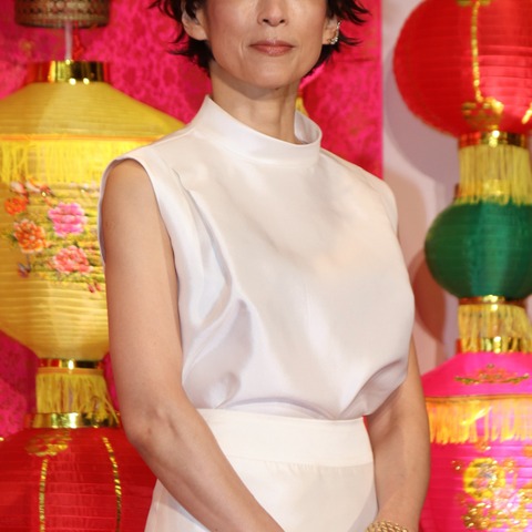 鈴木保奈美、大好きなU2を知るためだけにアイルランドへ1人旅 画像