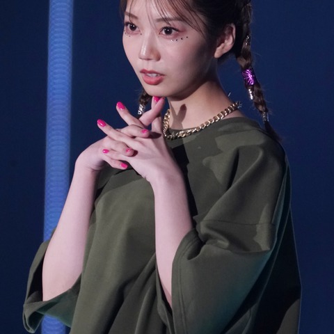 日向坂46・高本彩花、リアルガチすっぴんからのメイク動画にファン歓喜 画像