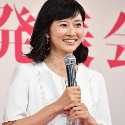 菊川怜、マネージャーからの冷たい仕打ち 車の台の上に苦情のFAXが… 画像
