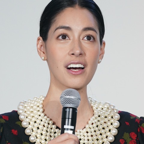 森泉、家族の中で「私が一番静か」に共演者驚き! 画像