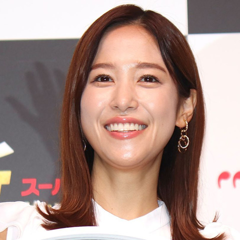 鷲見玲奈、『ズムサタ』で産休入りを報告「パワーアップして帰ってきます」 画像