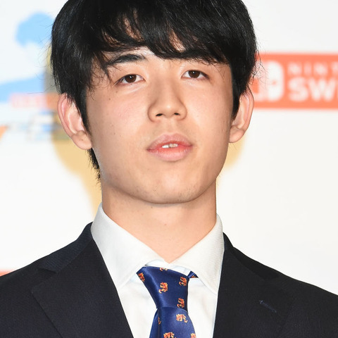 藤井聡太八冠、黒柳徹子からの質問に困惑「それはすごく難しい質問…」 画像