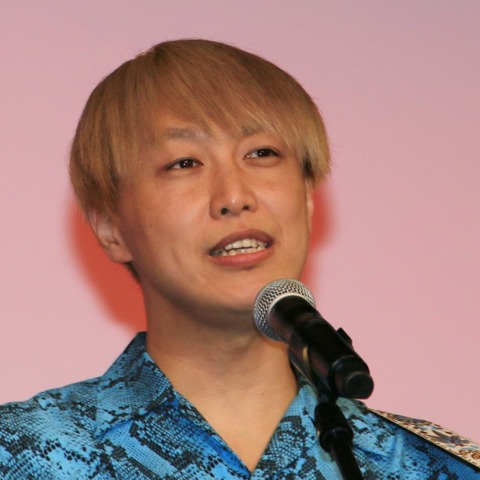 お見送り芸人しんいち、松竹を辞めたのは森脇健児のせい!?「すぐ走れ、走れと…」 画像