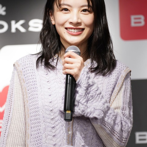 初カレンダーリリースの出口夏希、ブレイクの2024年は「すごく充実した1年」 画像