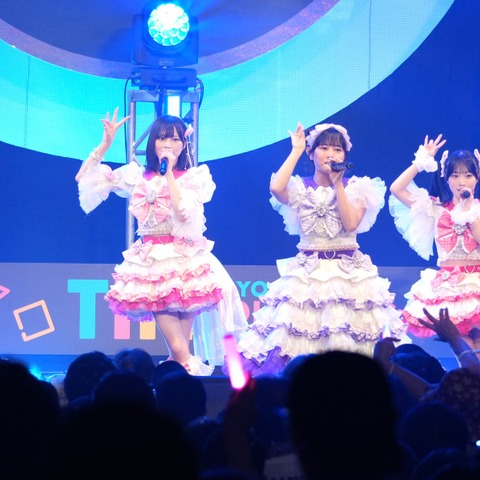 【TIF2025】#ババババンビ、ミニスカ衣装で熱血ライブ！「#ババババンビちゃんのこと、好きですかー?」 画像