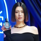 三吉彩花、背中に入れた花のタトゥーを公表「自分らしく生きるという決意の証」 画像