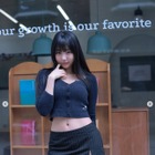 ピョ・ウンジ、ミニスカ×ニーハイブーツで抜群のスタイル披露 画像