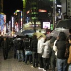 深夜から1,000人超の列――ヤマダ電機、新宿に初出店 画像