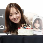 佐々木希、カレンダー発売！スッピン＆短パンショットは「普段の私」「子供が撮ってくれたかのよう」 画像