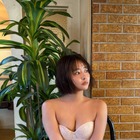 バスケ女子・すみぽん、谷間がセクシーな白のランジェリーショットを公開！ 画像