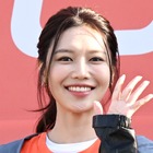 14年交際の恋人との破局から4日…少女時代・スヨン、笑顔で公の場に！難病患う父とマラソンに参加 画像