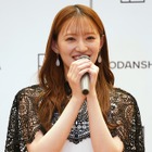 中田花奈、背中に手を伸ばしビキニのホックを…… 画像