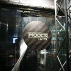 アフロ集結!? ニフティの音楽配信「MOOCS」ローンチパーティに鈴木亜美、w-indsらがメッセージ 画像