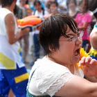 【夏休み特別企画】USJの夏イベント「Water Street Party」にハリセンボンが参戦 画像