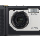 リコー、耐衝撃/耐水/耐薬品性能を備えた“現場主義”のタフデジカメ「G700」 画像