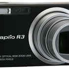リコー、手ブレ補正搭載コンパクトデジカメ「Caplio R3」のブラックモデル 画像