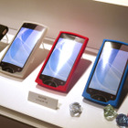Xperiaの最新端末「Xperia ray」、NTTドコモから27日に発売 画像
