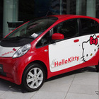 ハローキティ仕様の i-MiEV、三菱本社に出現 画像