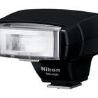 ニコン、i-TTLモード対応の小型スピードライト「SB-400」 画像