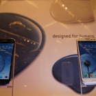 【ドコモ2012夏モデル（動画）】4.8インチHD、SUPER AMOLEDディスプレイ搭載！ 操作性も進化した「GALAXY SIII」 画像