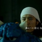 松山ケンイチ扮する怪獣に無数のご当地ヒーローが! 森永「ウイダー ALL CHARGE」新CM 画像