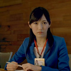 AKB48渡辺麻友、新CMで“垢抜けないOL”姿を披露! 撮影スタッフも「これはヤバイ…」 画像