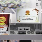 【Interop 2013 Vol.62】NOCの攻撃トラフィック監視にも利用されたUTMアプライアンス――FortiGate-3600C 画像