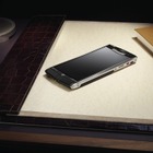 英国Vertu、115万円の超高級スマートフォン「Vertu Signature Touch」を発表 画像