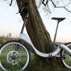近未来型の折りたたみ自転車「JIVR」が登場……チェーンレス＆Beacon搭載 画像