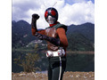 「重力低減装置」を使って空を飛ぶ「仮面ライダー（新）」全話を 画像