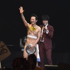 アキラ100%、10代女子たちの前で裸芸を披露…平祐奈「下品!」 画像