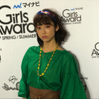 山谷花純が緑のワンピースでGirlsAwardに登場！センターステージでは笑顔も 画像