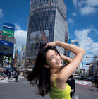 田中道子、大人セクシーな水着グラビアで9頭身ボディをアピール! 画像