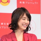 石田ゆり子、20歳のテニスウェア姿を公開！妹・ひかりに似ているとの声も 画像